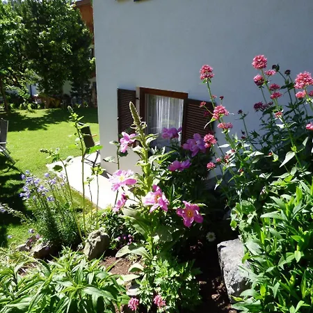 Πανσιόν Apart-pension Haus Arina *